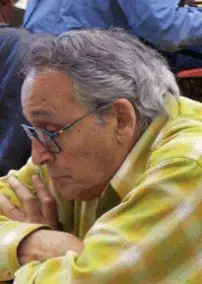 Roger Amram (Syre, 2004)