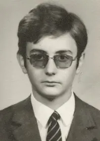 Adrian Bach (0)