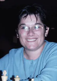 Christine Flear (Istanbul, 2000)