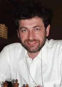 Gregory S Kaidanov (Istanbul, 2000)