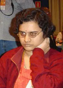 Humpy Koneru (Calvi�, 2004)