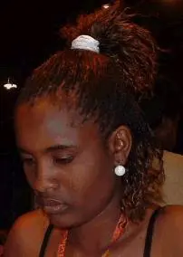 Tshepiso Lopang (Calvi�, 2004)