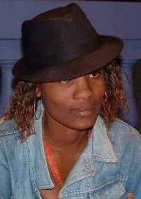 Tshepiso Lopang (Calvi�, 2004)