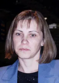 Ildiko Madl (Leon, 2001)