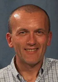 Andrew D Martin (Hamburg, 2004)