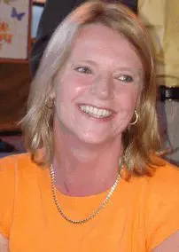 Yvette Nagel (Seattle, 2001)