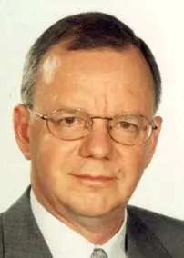 Manfred Schoeneberg (2000)