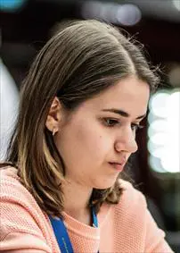 Alina Kashlinskaya (Berlin, 2019)