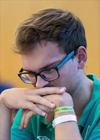 Jari Reuker (Berlin, 2021)