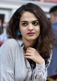 Tania Sachdev (2016)