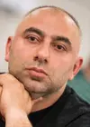 Varuzhan Akobian